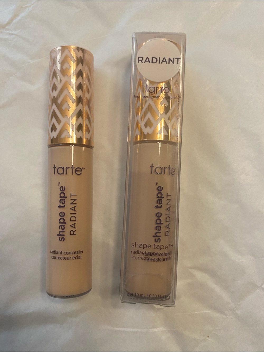 Adia Concealer Tube in Beige with Gold-Patterned Cap